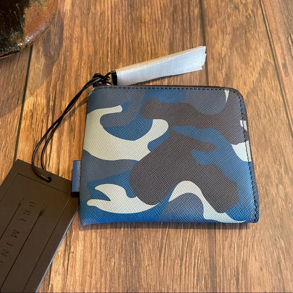 URI Minkoff ~ Levi Zip Wallet
